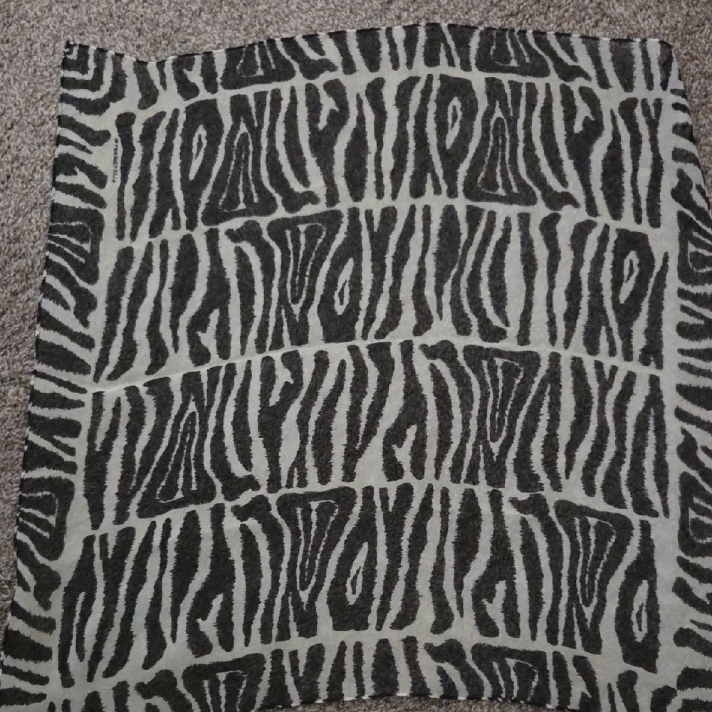 Liz Claborne Zebra Print Square 21" × 21" Zebra  Scarf